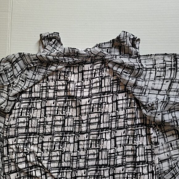 White House Black Market tank top style blouse sleeveless layered top shirt WHBM - Picture 16 of 16